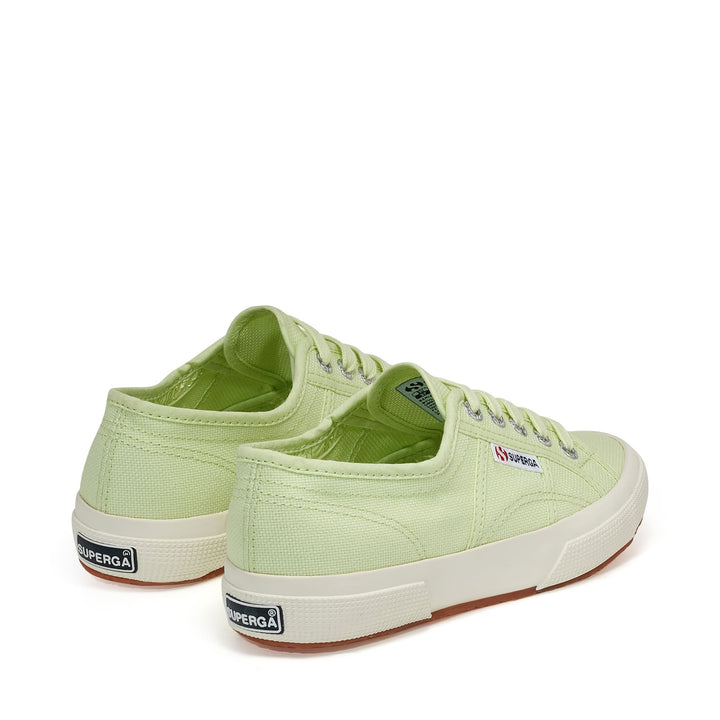 Le Superga Unisex 2750-COTU CLASSIC Sneaker GREEN PRIMROSE-F AVORIO Dressed Side (jpg Rgb)		