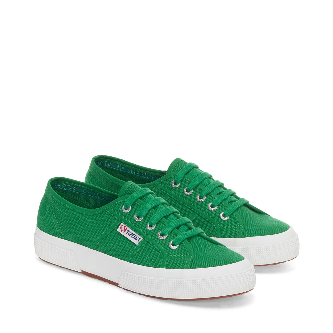 Le Superga Unisex 2750-COTU CLASSIC Sneaker ISLAND GREEN Dressed Front (jpg Rgb)	