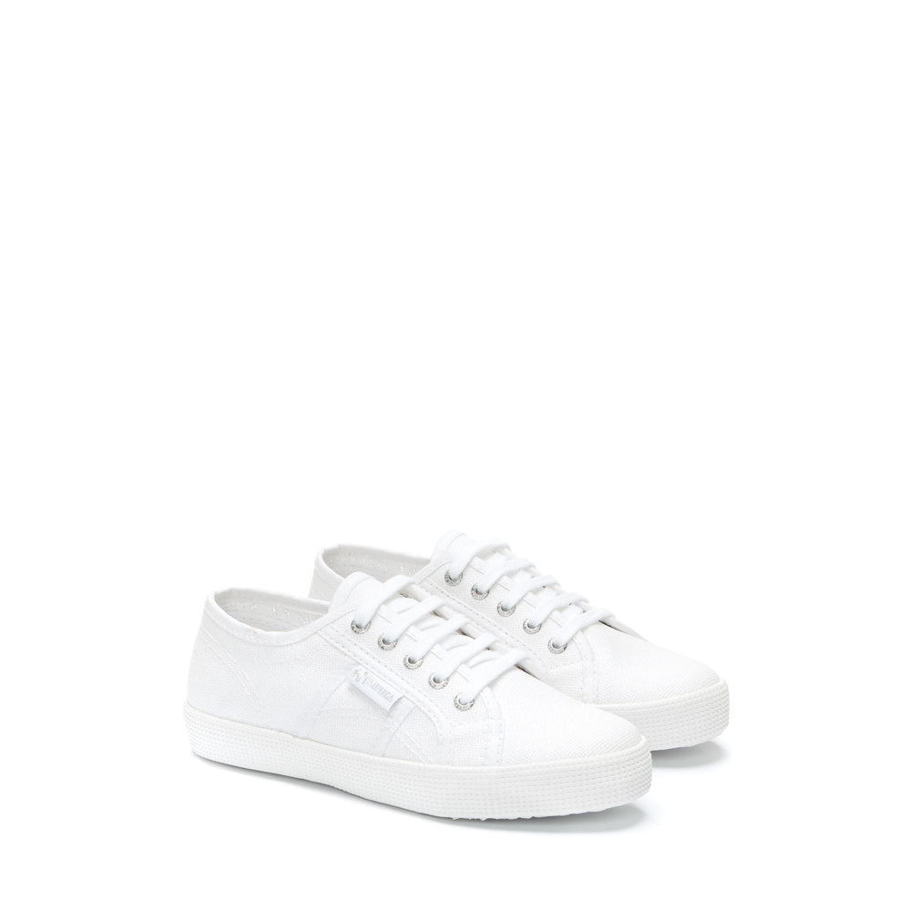 Le Superga Girl 2750 KIDS EASYLITE GLITTER PEARL CANVAS Sneaker WHITE GLITTER PEARL Dressed Front (jpg Rgb)	