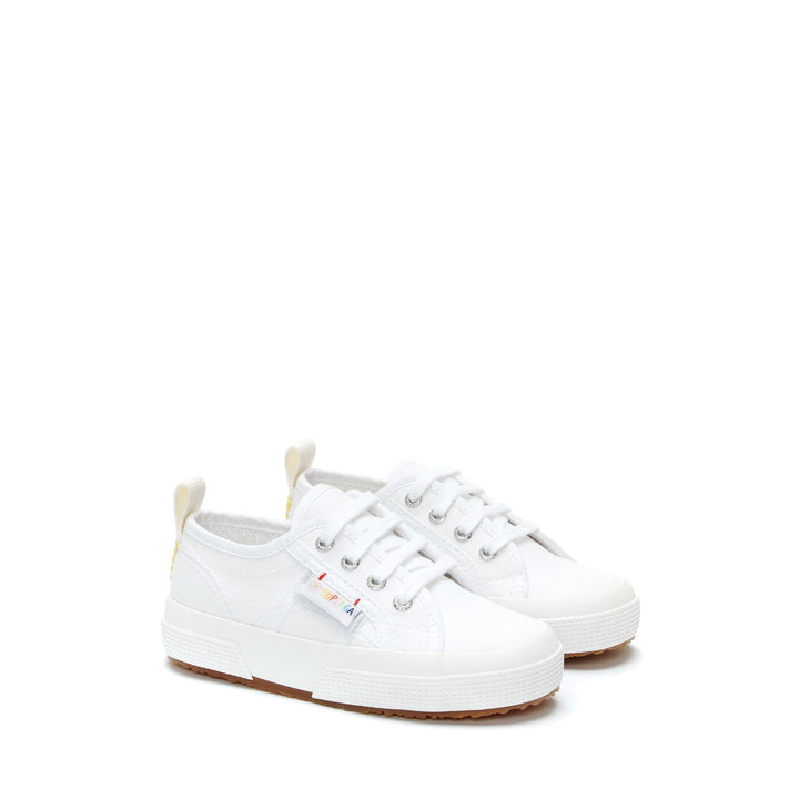 Le Superga Girl 2750 KIDS FUNNY LABEL Sneaker WHITE-MULTICOLOR FLOWER LABEL Dressed Front (jpg Rgb)	