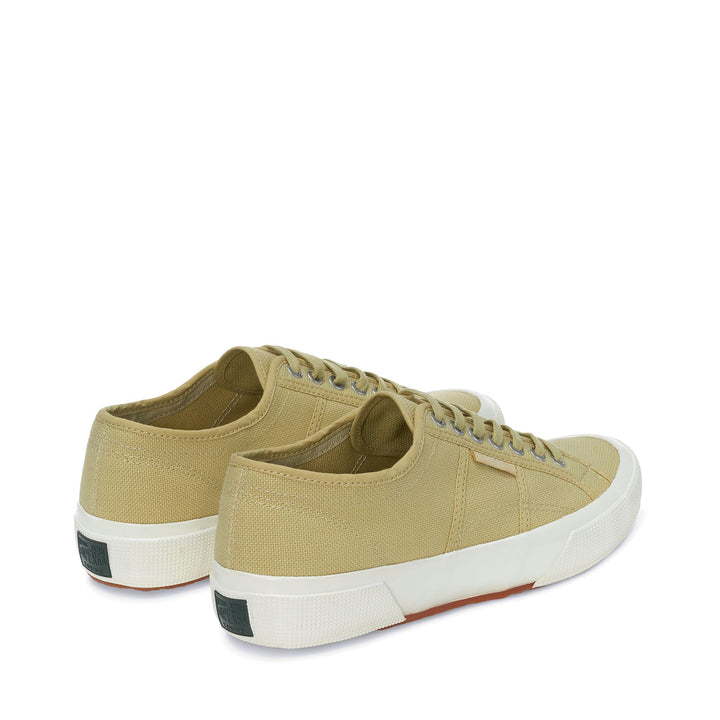 Le Superga Unisex 2750 OG Low Cut GREEN OLIVE-F AVORIO Dressed Side (jpg Rgb)		