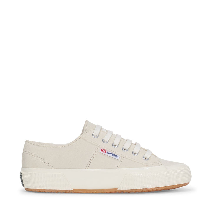 Le Superga Unisex 2750 OG SUEDE Low Cut WHITE MILK-FAVORIO Photo (jpg Rgb)			