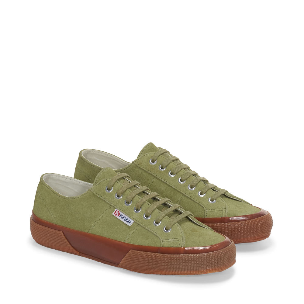 Le Superga Unisex 2750 OG SUEDE Low Cut GREEN SAGE-GUM Dressed Front (jpg Rgb)	