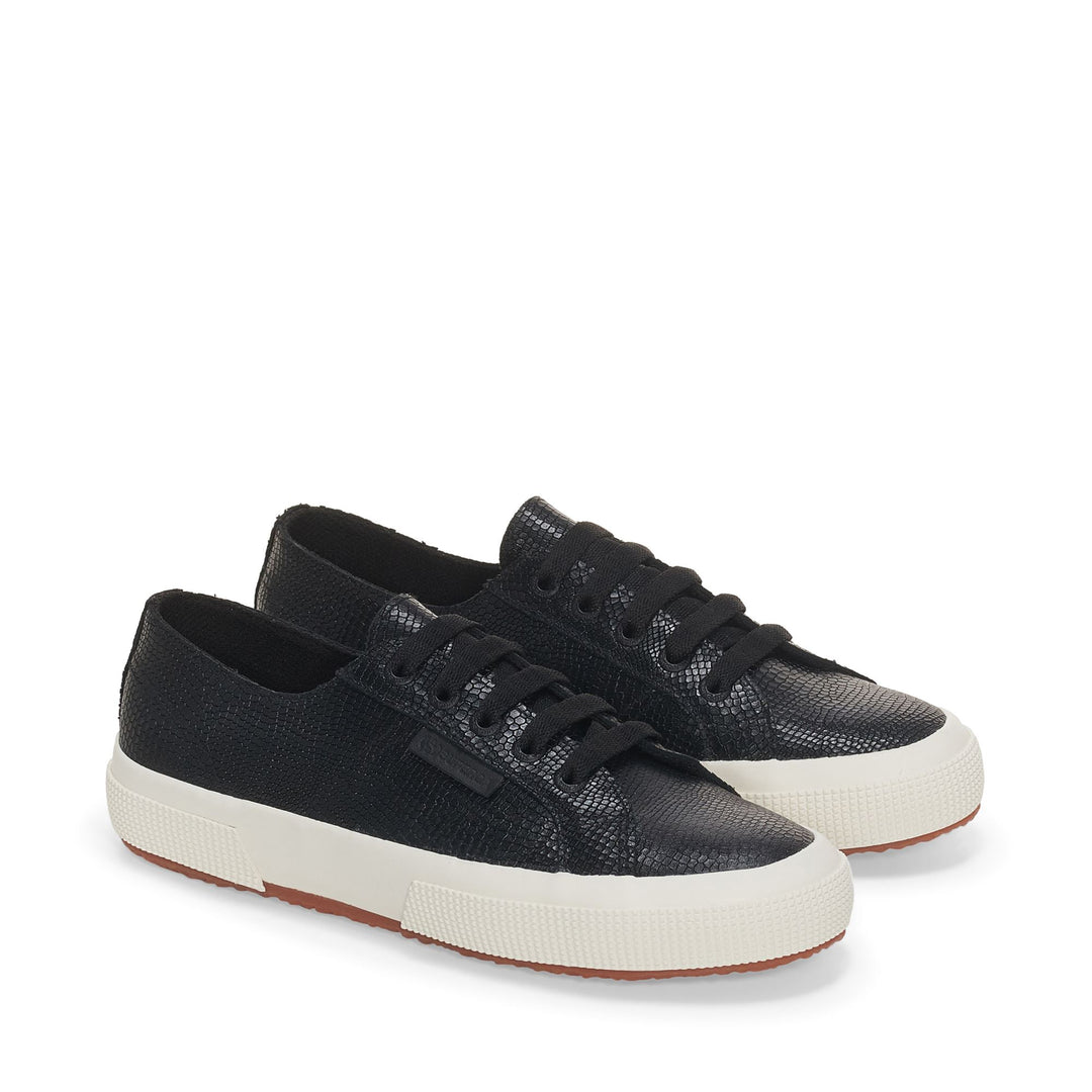 Le Superga Woman 2750 SNAKE LEATHER Low Cut BLACK-FAVORIO Dressed Front (jpg Rgb)	