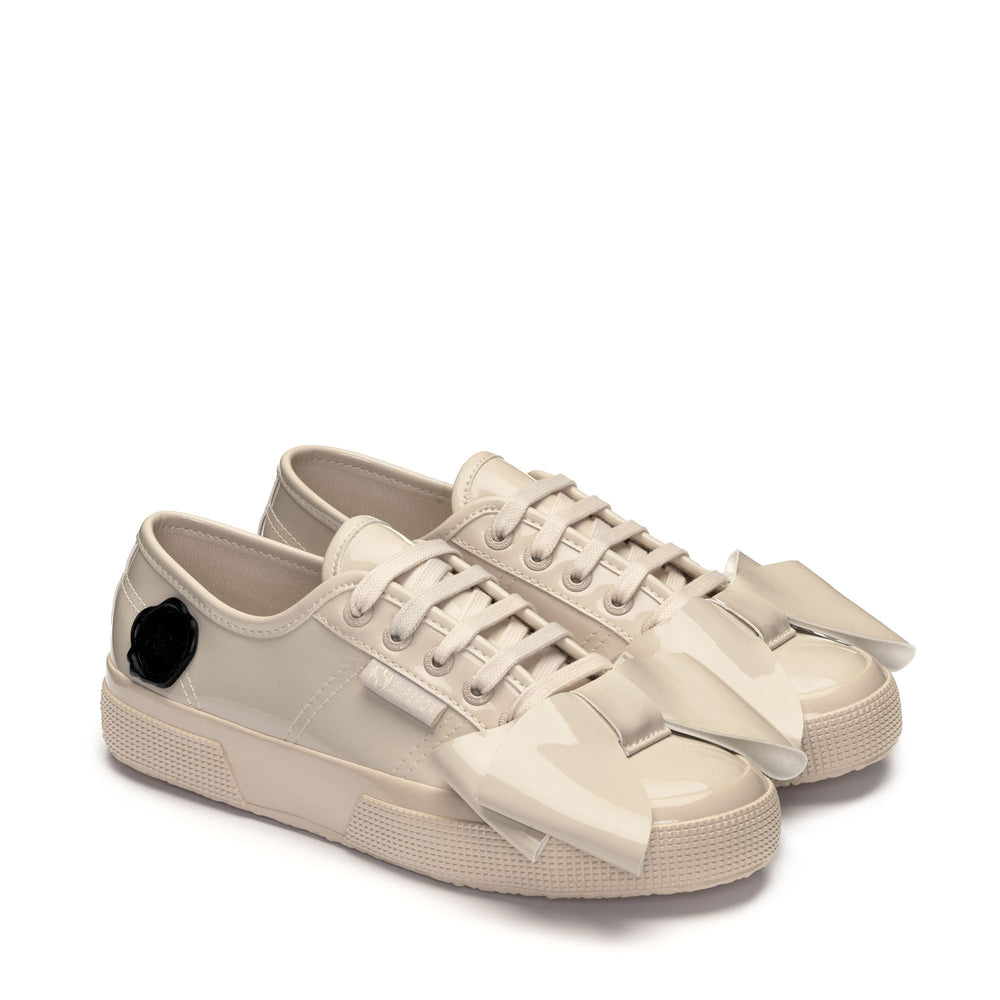 Le Superga Woman 2750 VEGAN PATENT MATERIAL Sneaker BEIGE Dressed Front (jpg Rgb)	