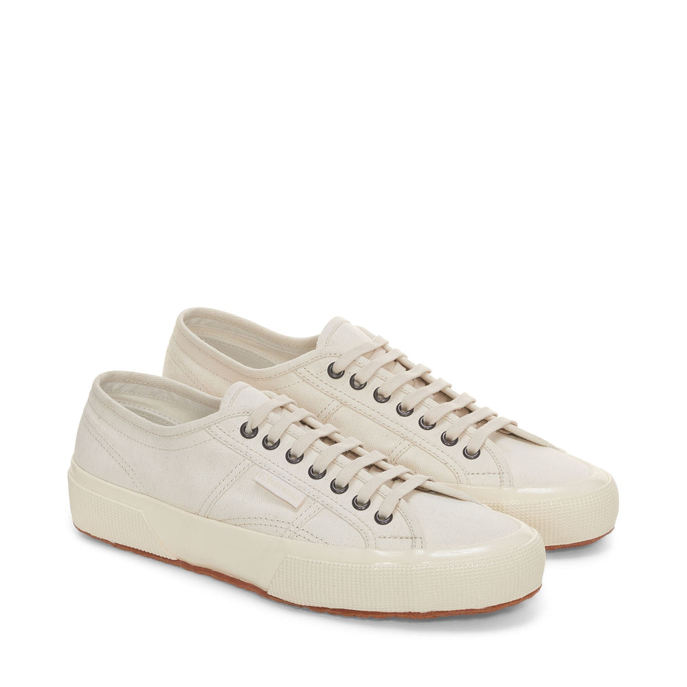 Le Superga Unisex 2750 OG HERRINGBONE Low Cut BEIGE RAW-OFF WHITE Dressed Front (jpg Rgb)	